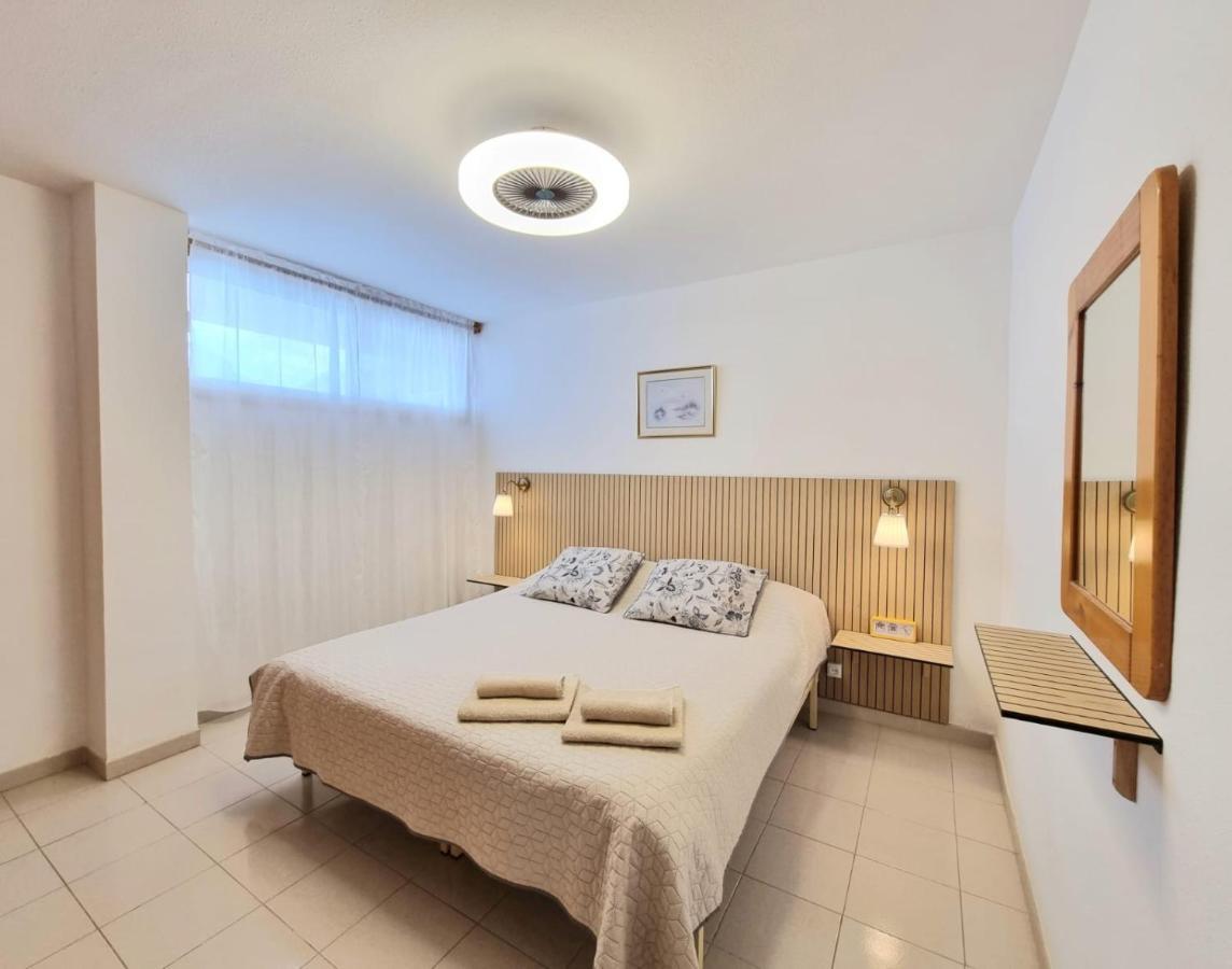 Апартаменты Playa De La Arena Puerto de Santiago  Eksteriør bilde